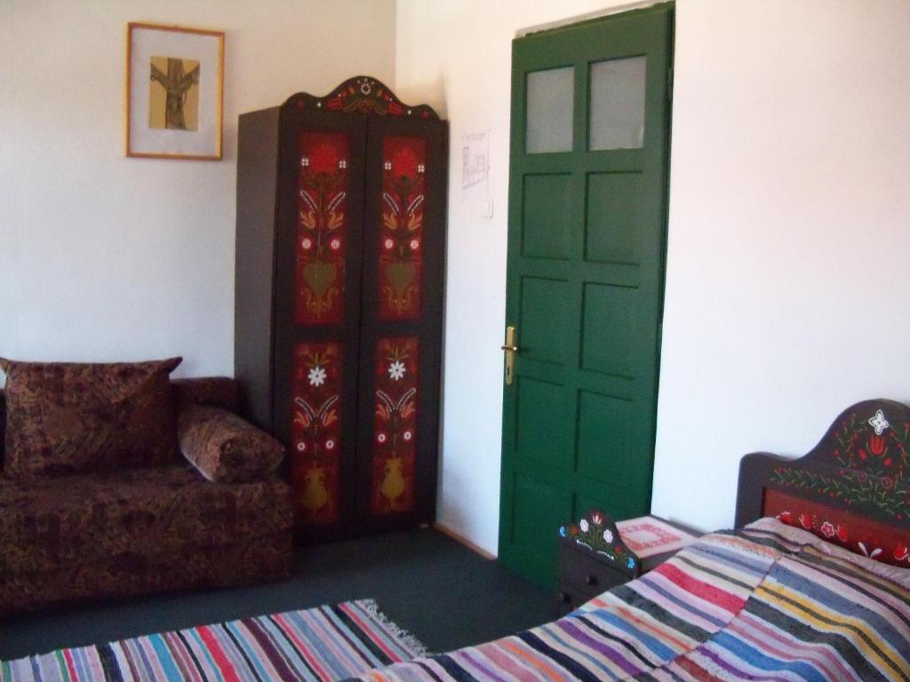 Gobe Csarda Hotel Oradea Room photo
